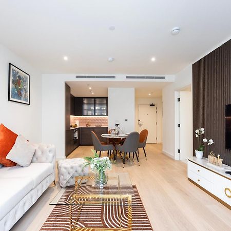 Austin David Apartments Royal Wharf London Exteriör bild