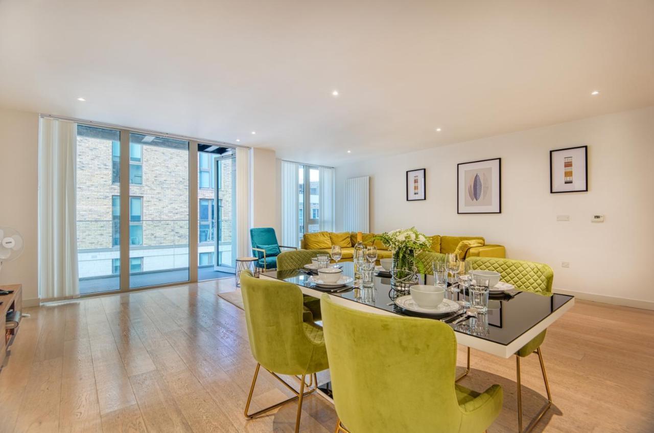 Austin David Apartments Royal Wharf London Exteriör bild